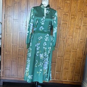Green Tiered A-Line Dress with Bishop Sleeves